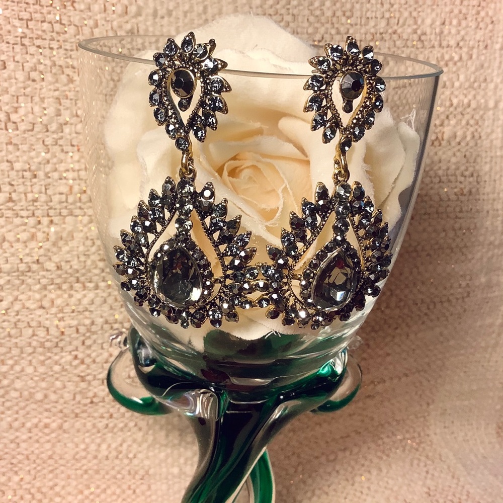 Rhinestones earrings